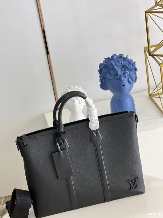LOCK VUITTON IT LOUIS TOTE 0630